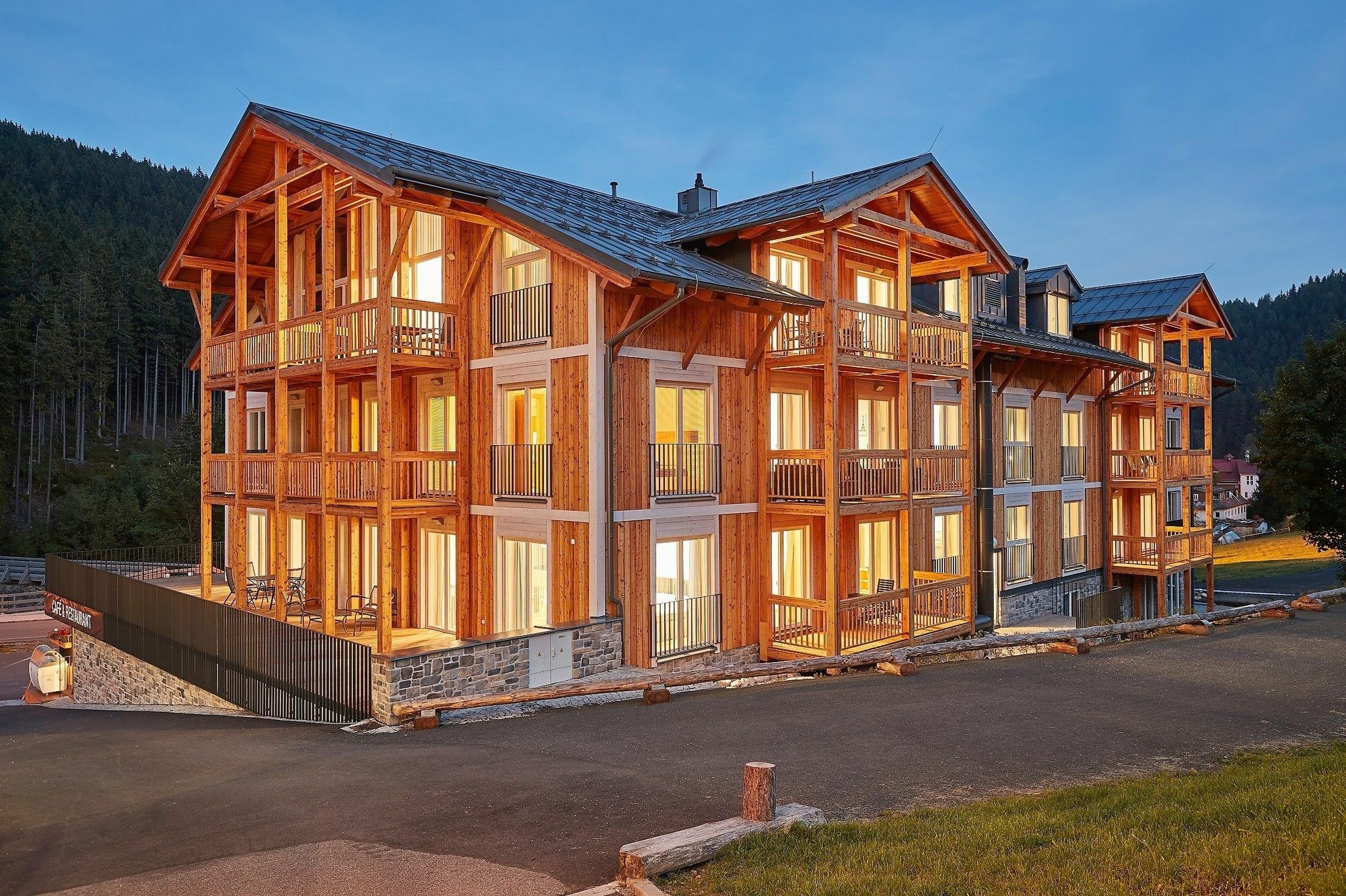 Aparthotel Kovarna Residence Pec pod Snezkou Exterior photo